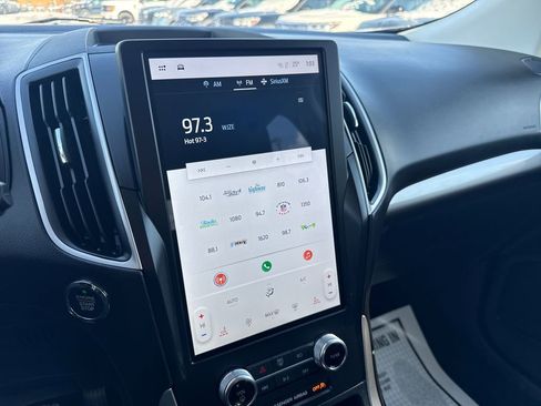 Used 2024 Ford Edge SEL w/ Convenience Package image 33