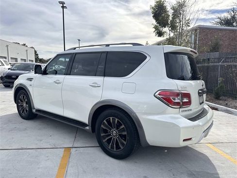Used 2017 Nissan Armada Platinum image 5