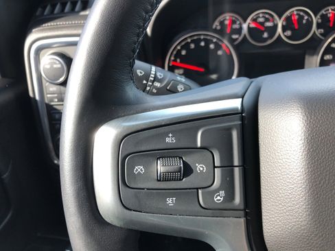 Used 2021 Chevrolet Silverado 1500 LT Trail Boss w/ Convenience Package II image 16