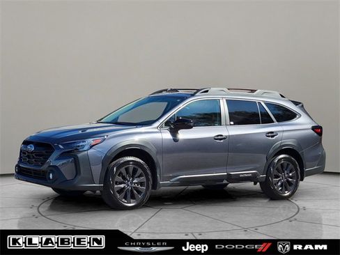 Used 2025 Subaru Outback Onyx Edition XT w/ Popular Package #2 image 1