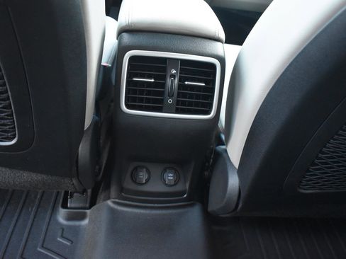 Used 2022 Kia Sportage EX image 48