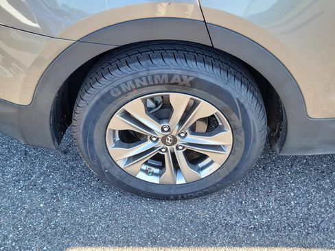 Used 2016 Hyundai Santa Fe Sport FWD image 37