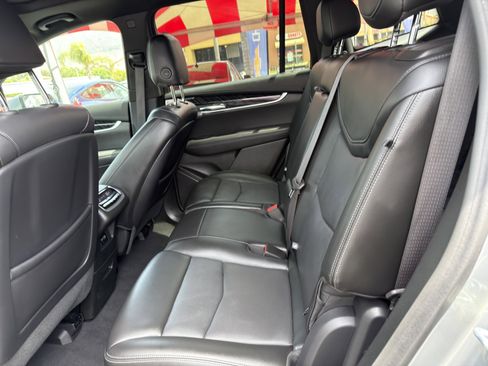Used 2024 Cadillac XT6 Premium Luxury AWD/4WD image 18