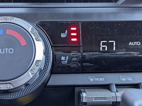 Used 2025 Toyota 4Runner TRD Off-Road Premium image 35