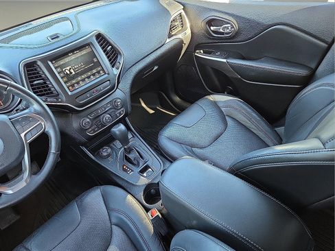 Used 2021 Jeep Cherokee Latitude Lux w/ Sun & Sound Group image 12