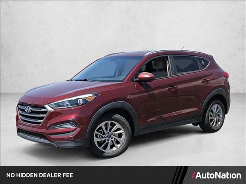 Used 2016 Hyundai Tucson SE w/ Option Group 02 FWD image 1