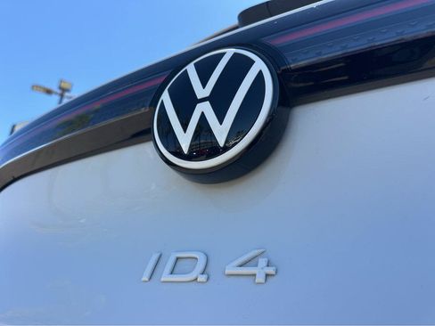 Used 2022 Volkswagen ID.4 Pro S RWD image 39