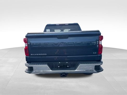 Used 2023 Chevrolet Silverado 1500 LT AWD/4WD image 8
