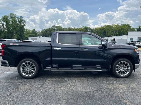Used 2023 Chevrolet Silverado 1500 LTZ w/ LTZ Convenience Package II AWD/4WD image 2