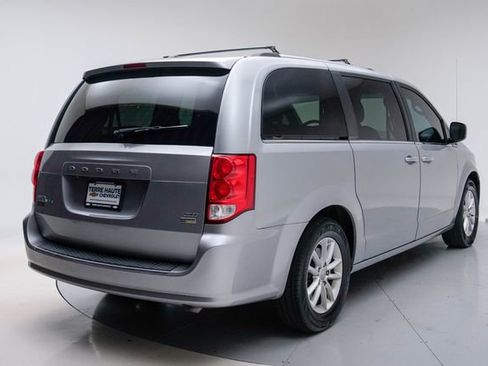 Used 2019 Dodge Grand Caravan SXT FWD image 6