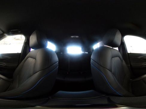 Used 2025 Buick Envista Sport Touring image 41