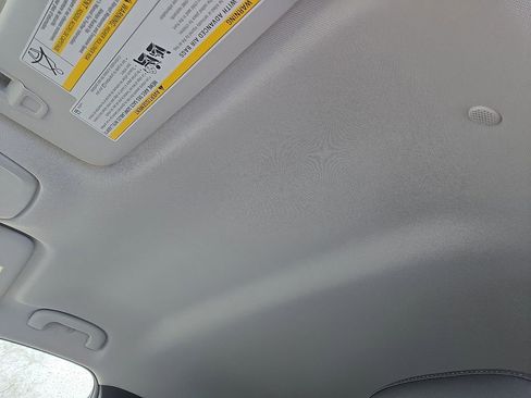 Used 2024 Chevrolet Trax LT image 19