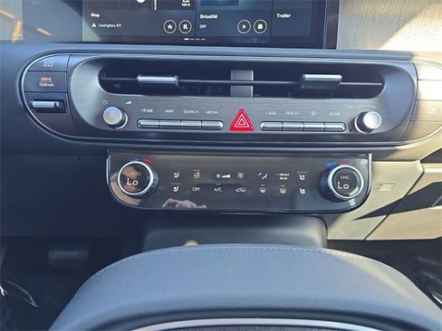 New 2026 Hyundai Palisade Limited image 18