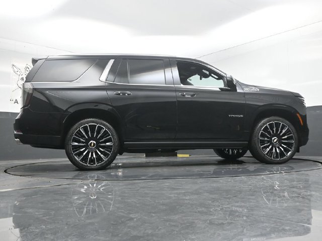 New 2026 Chevrolet Tahoe High Country AWD/4WD image 32