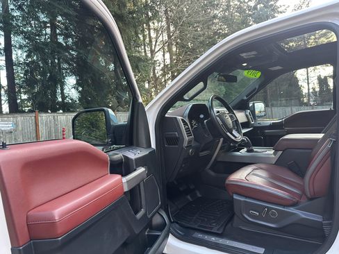 Used 2019 Ford F150 Platinum w/ Equipment Group 701A Luxury image 21