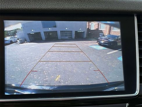 Used 2019 Buick Encore Essence w/ Experience Buick Package image 7