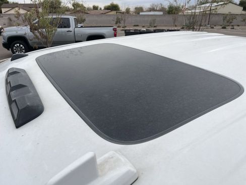 Used 2023 GMC Sierra 3500 Denali w/ Denali Ultimate Package image 19