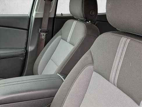 Used 2025 Chevrolet Blazer LT image 15