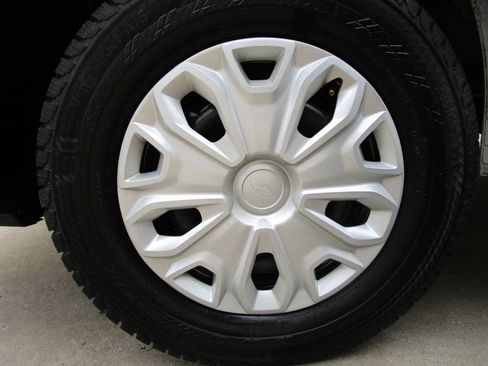 Used 2024 Ford Transit 250 Low Roof w/ Exterior Upgrade Package image 33