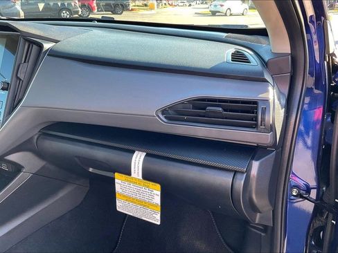 Used 2025 Subaru Crosstrek 2.0i Premium w/ Convenience Package #2 image 19