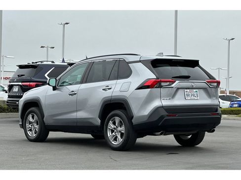 Used 2023 Toyota RAV4 XLE FWD image 6