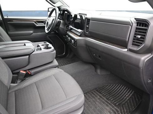 Used 2026 Chevrolet Silverado 1500 LT AWD/4WD image 17