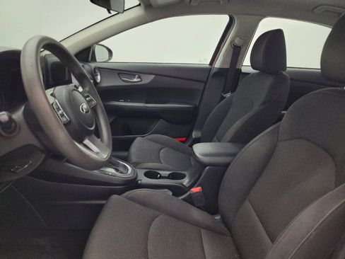 Used 2020 Kia Forte LXS FWD image 17