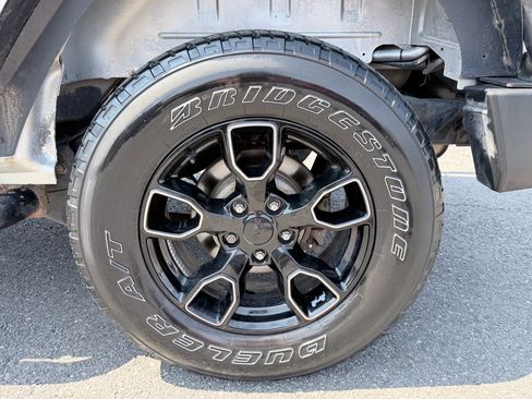 Used 2007 Jeep Wrangler Unlimited X AWD/4WD image 29