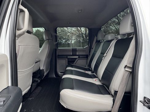 Used 2017 Ford F150 XLT w/ Trailer Tow Package image 22