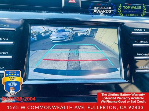 Used 2019 Toyota Camry SE FWD image 35
