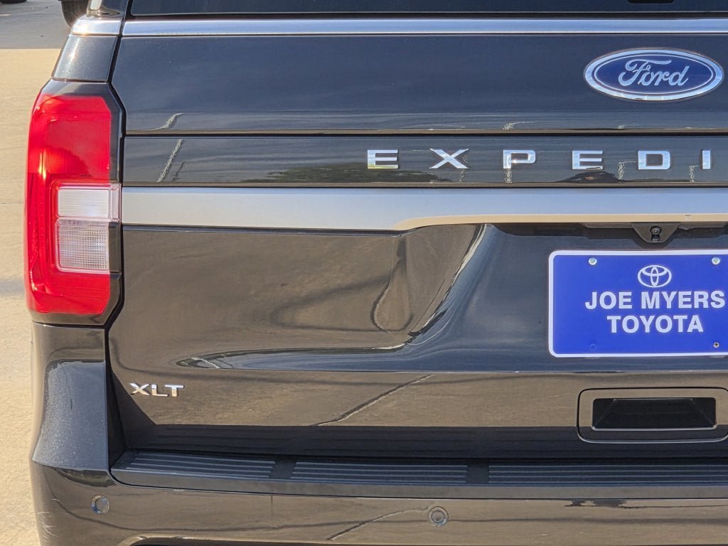 Used 2024 Ford Expedition XLT RWD image 10