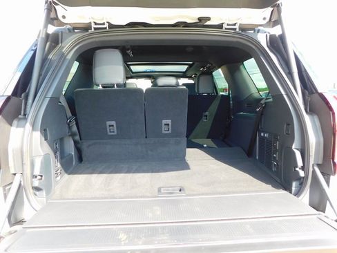 New 2025 Ford Expedition Platinum w/ Stealth Performance Package image 27