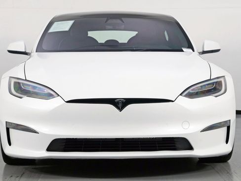 Used 2021 Tesla Model S Plaid image 7