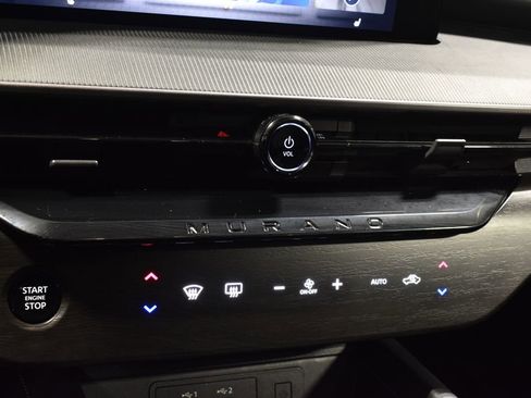 Used 2025 Nissan Murano SV image 23