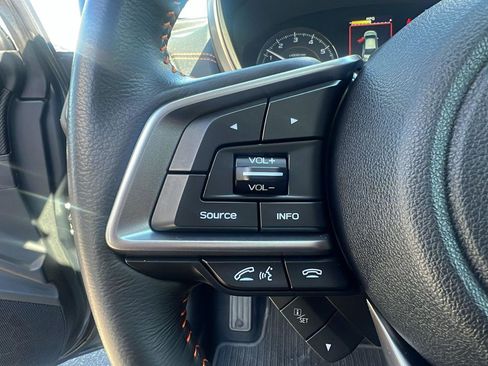 Used 2023 Subaru Crosstrek 2.0i Premium image 19