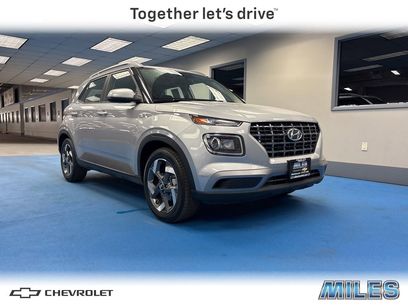 Used 2025 Hyundai Venue SEL