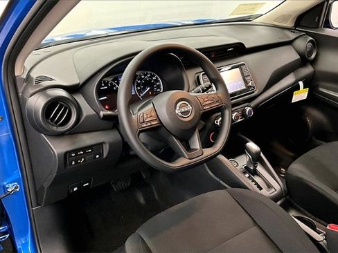 New 2025 Nissan Kicks Play S image 6