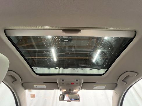 Used 2016 Volkswagen Golf SE image 23