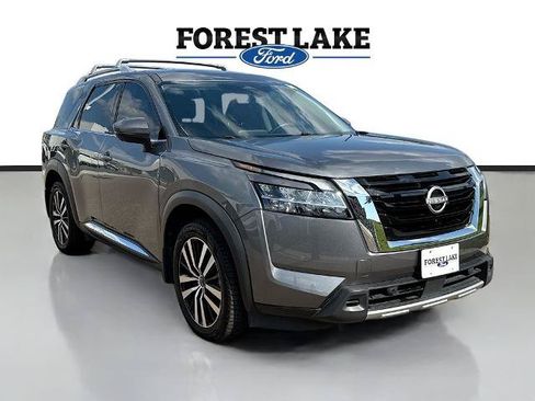 Used 2023 Nissan Pathfinder Platinum w/ Cargo Package AWD/4WD image 1