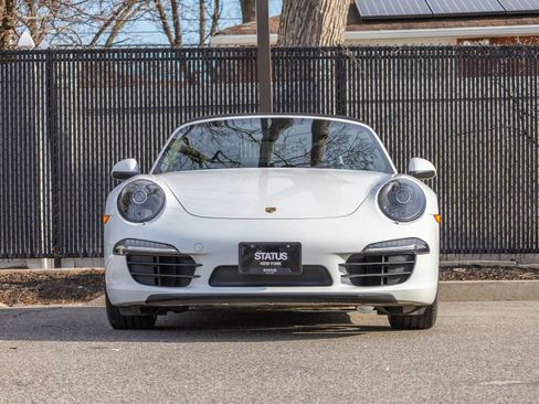 Used 2016 Porsche 911 Carrera image 5