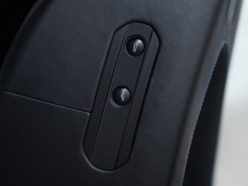 Used 2021 McLaren GT image 58