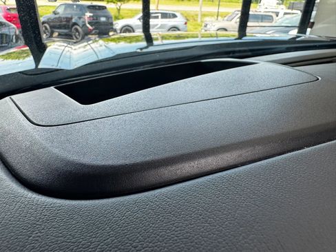Used 2023 GMC Sierra 1500 Denali Ultimate AWD/4WD image 34