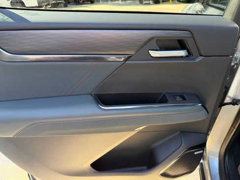 New 2026 GMC Acadia AT4 w/ Luxury Package AWD/4WD image 25