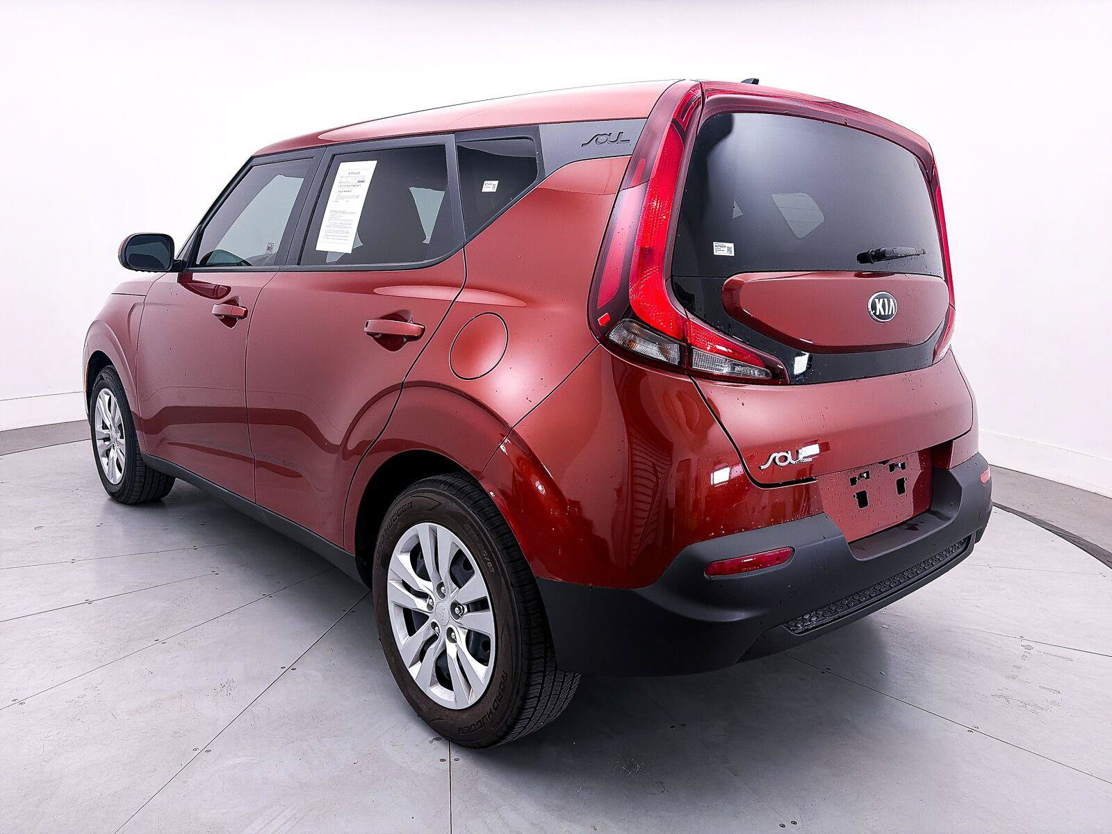 Used 2021 Kia Soul LX FWD image 12