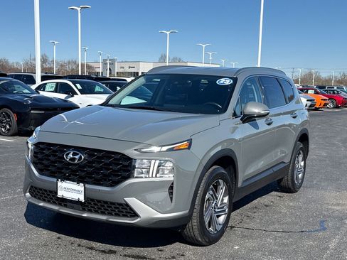 Used 2023 Hyundai Santa Fe SEL image 7