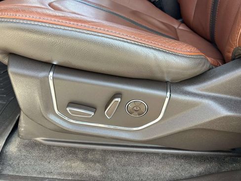 Used 2018 Ford F150 King Ranch w/ Equipment Group 601A Luxury AWD/4WD image 17