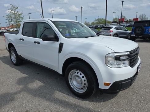 Used 2024 Ford Maverick XL FWD image 7