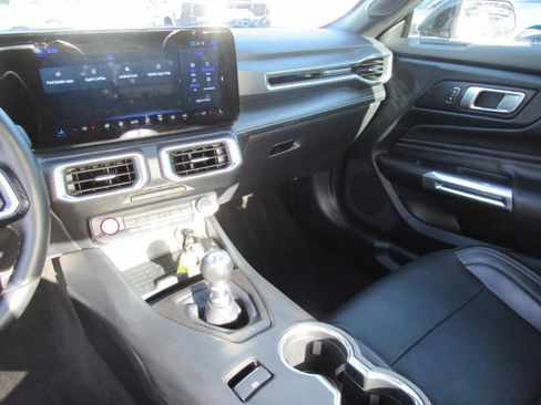 Used 2024 Ford Mustang GT Premium RWD image 13