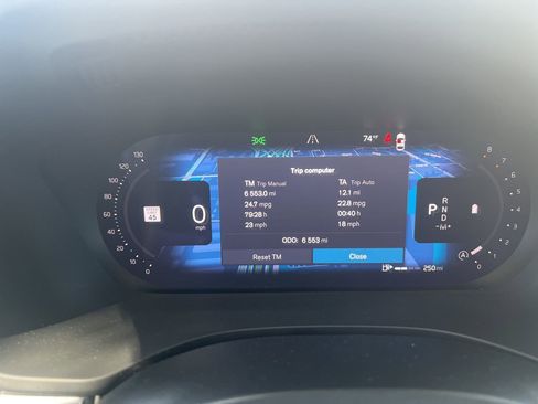 Used 2025 Volvo XC60 B5 Plus w/ Protection Package Premier image 10