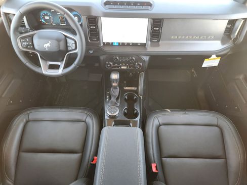 New 2026 Ford Bronco Badlands image 23